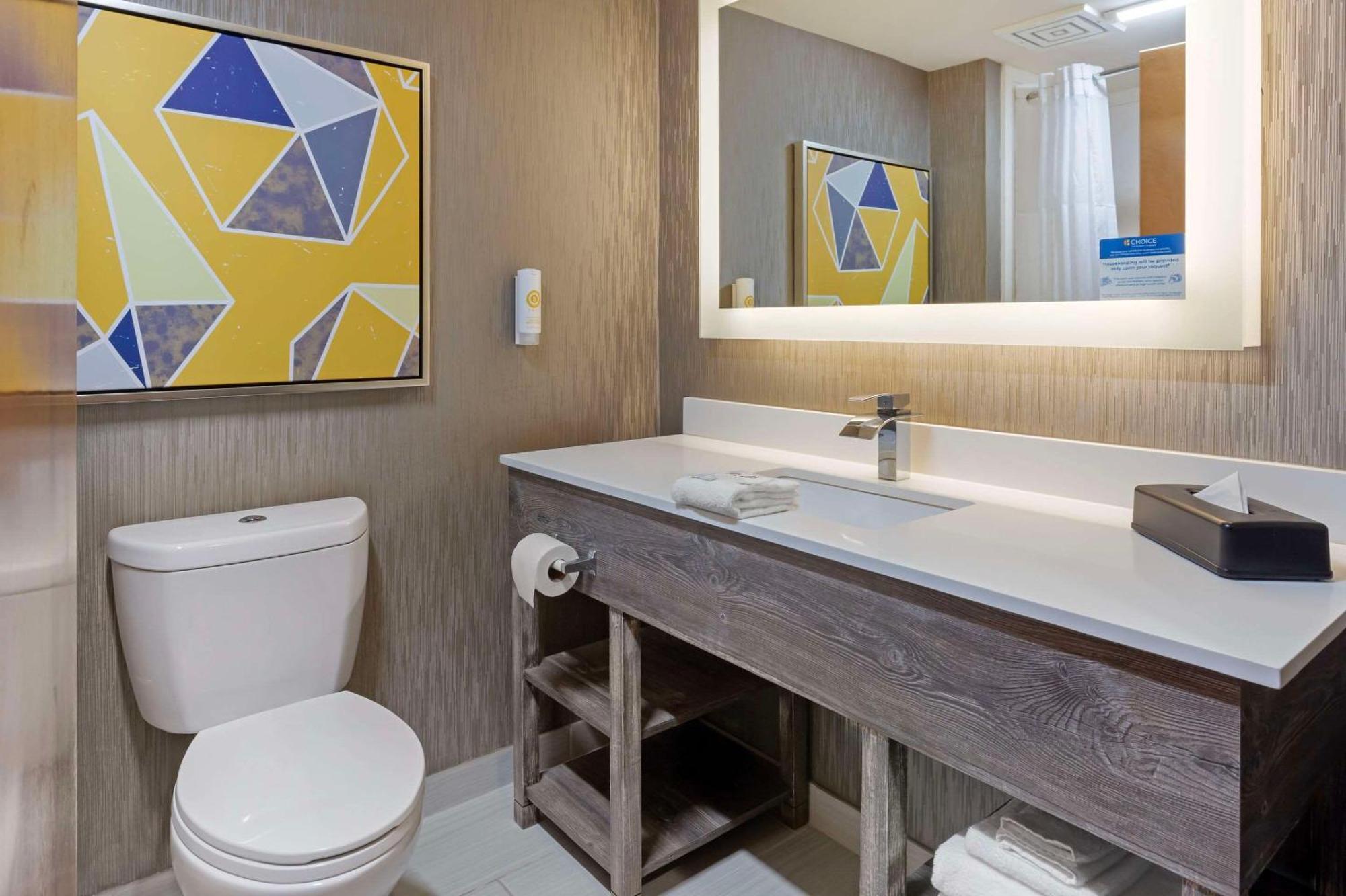 Comfort & Near Convention Center Greenville